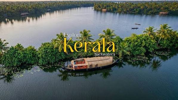 Kerala Backwaters & Alleppey Houseboat Experience | Dream Riders
